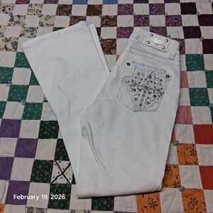 Sexy Couture White Denim Boot Fit Studded Jeans Size 3 Length 30
